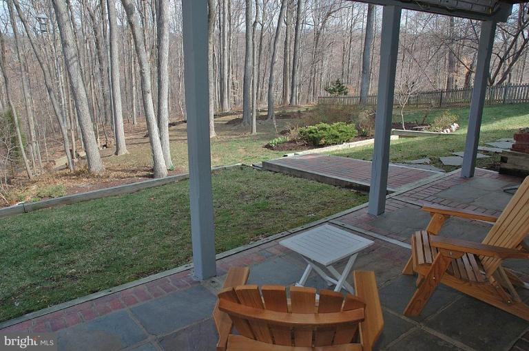7600 Bertito Lane Springfield, VA 22153 - Photo 22 of 27 Patio