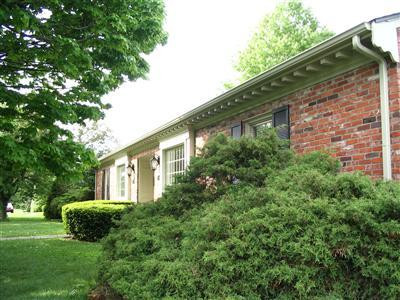 2029 Fontaine Road Lexington, KY 40502 - Photo 7 of 25 Photo 7