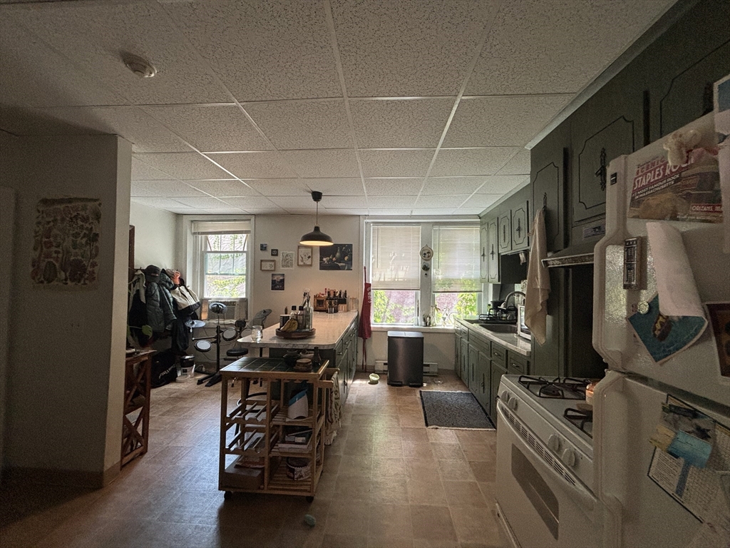 17-17A Fleet Street, Unit 3 Boston, MA 02113 - Photo 2 of 8