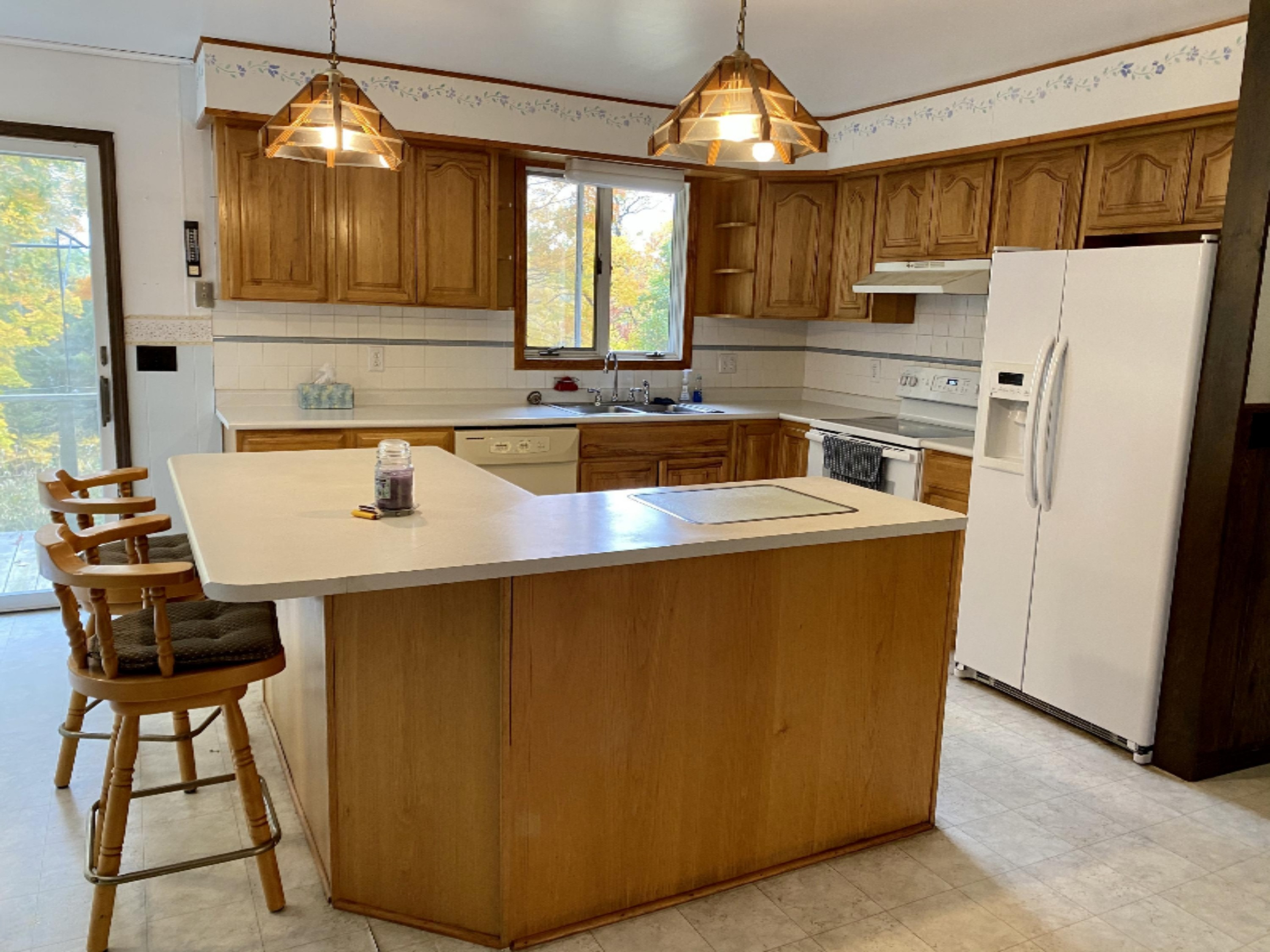 2088 Carty Road Manistee, MI 49660 - Photo 9 of 42 D404E986-8E9D-44C2-B489-B7195514A341