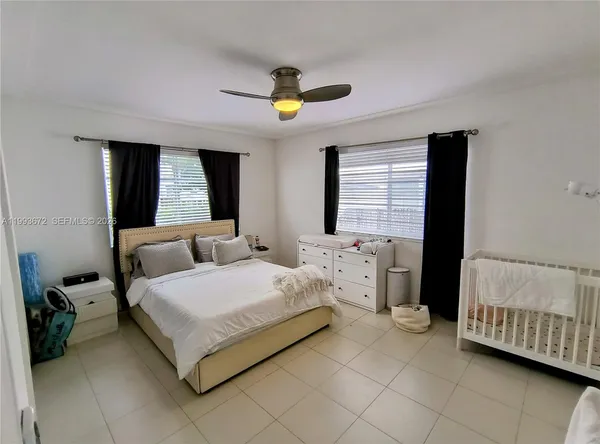 $2,400 | 1335 15th Street, Unit 9, Miami Beach, FL 33139