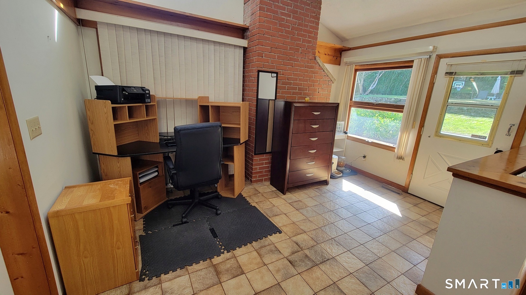 114 Murlyn Road Hamden, CT 06518 - Photo 18 of 31 Gallery Image 18