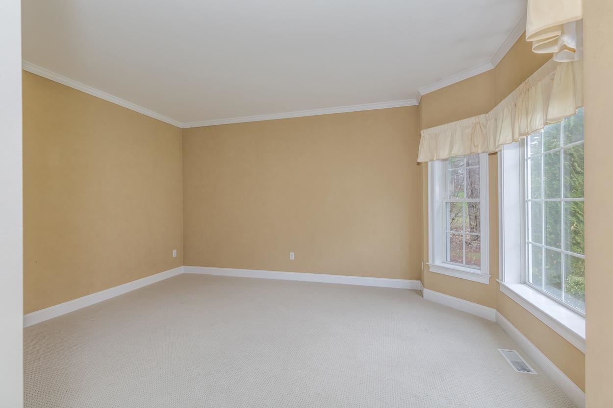 17 Nottingham Road Windham, NH 03087 - Photo 7 of 53