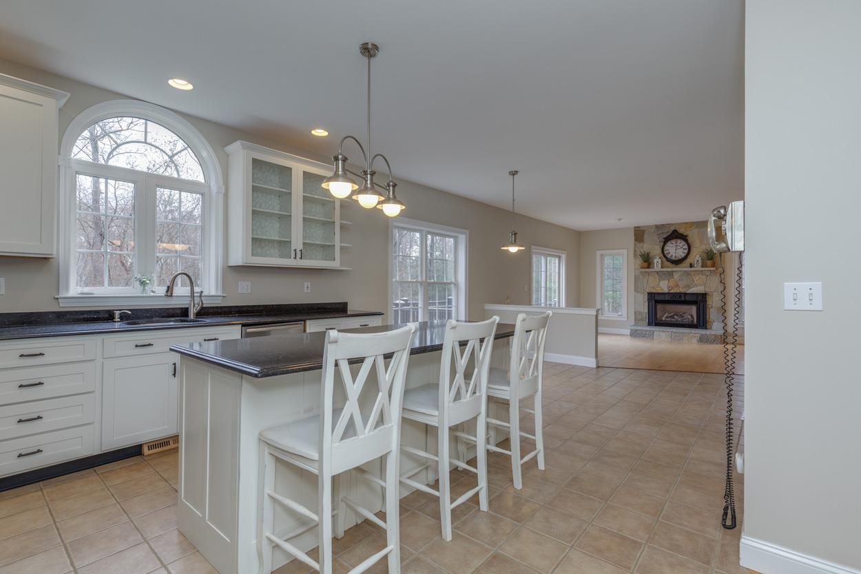 17 Nottingham Road Windham, NH 03087 - Photo 9 of 53