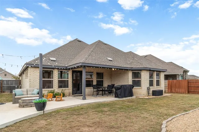 $429,999 | 116 Acacia Pass, Bastrop, TX 78602
