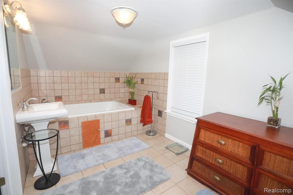 3096 Devondale Road Rochester Hills, MI 48309 - Photo 30 of 41