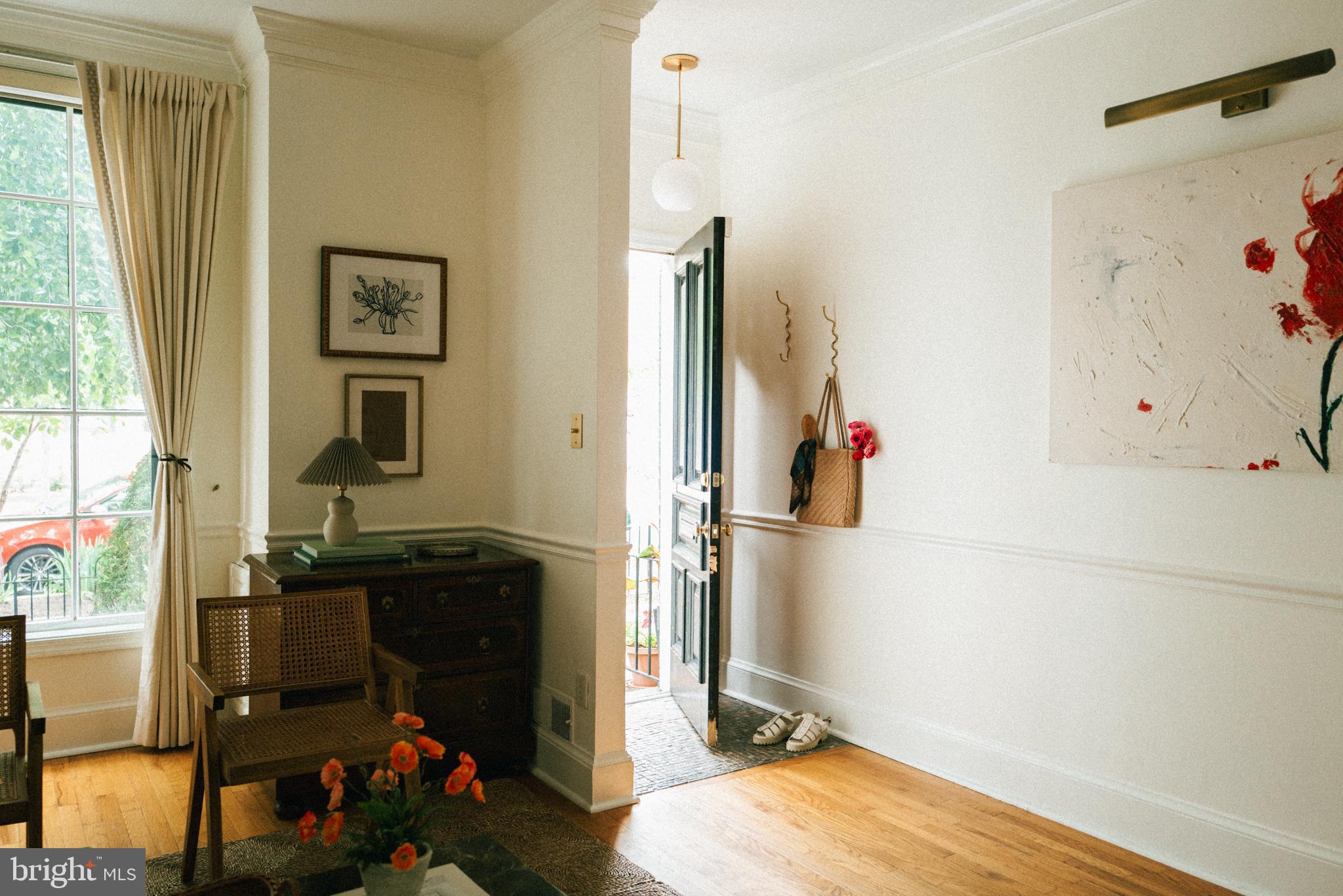 708 9th Street Southeast Washington, DC 20003 - Photo 6 of 31 a view of bathroom