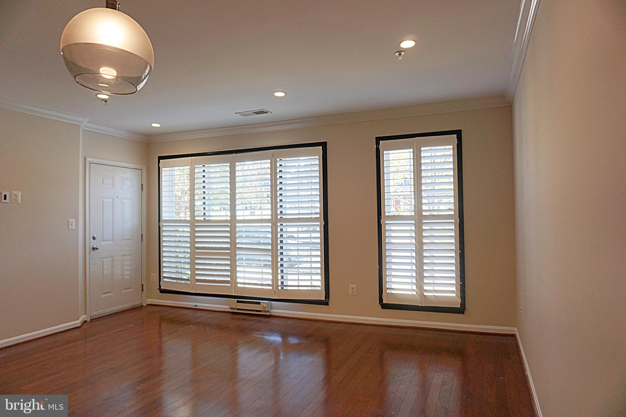 22922 Newcut Road, Unit 2251 Clarksburg, MD 20871 - Photo 5 of 27