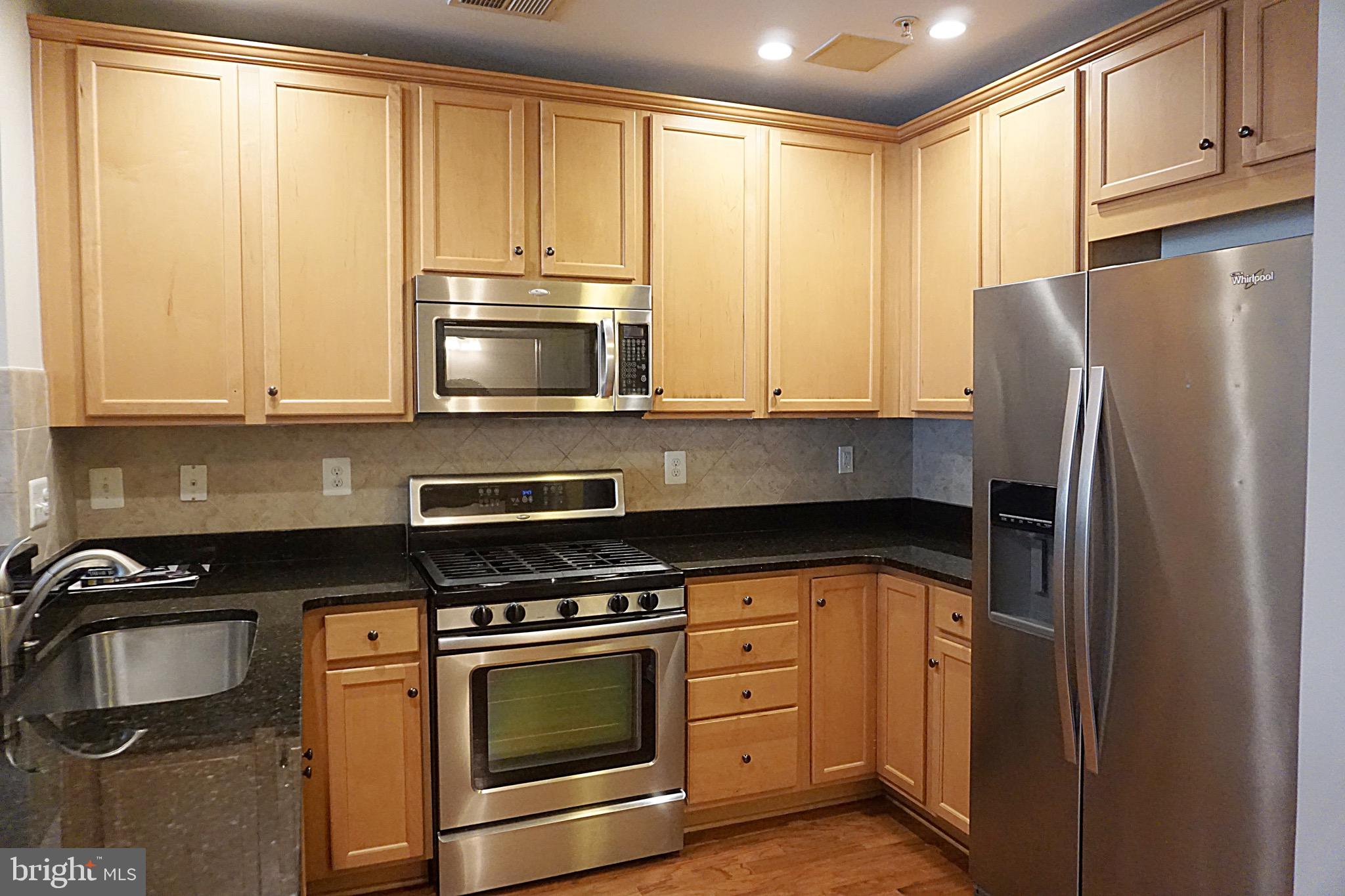 22922 Newcut Road, Unit 2251 Clarksburg, MD 20871 - Photo 9 of 27
