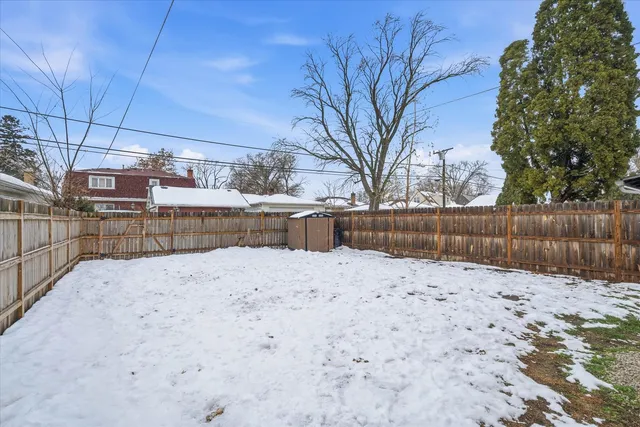 $259,000 | 1016 Hull Avenue, Westchester, IL 60154