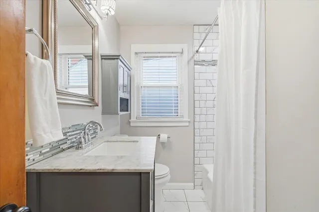 $259,000 | 1016 Hull Avenue, Westchester, IL 60154