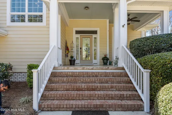 $590,000 | 922 Potomac Drive, Chocowinity, NC 27817