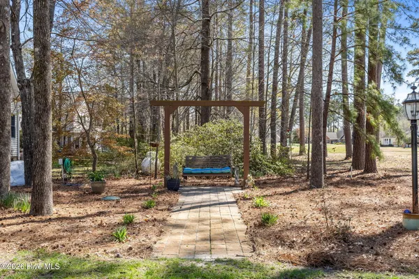 $590,000 | 922 Potomac Drive, Chocowinity, NC 27817