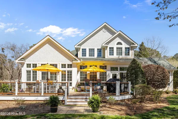 $590,000 | 922 Potomac Drive, Chocowinity, NC 27817