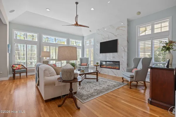 $590,000 | 922 Potomac Drive, Chocowinity, NC 27817