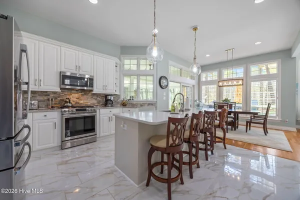$590,000 | 922 Potomac Drive, Chocowinity, NC 27817