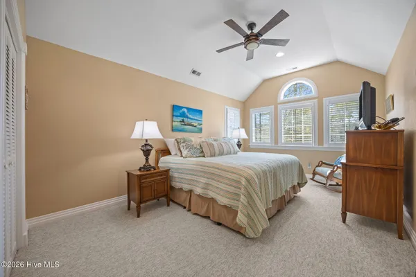 $590,000 | 922 Potomac Drive, Chocowinity, NC 27817