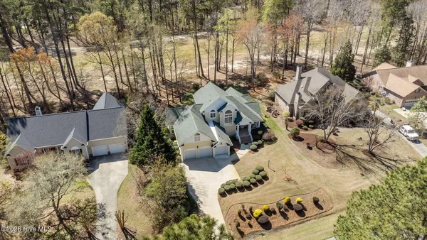 $590,000 | 922 Potomac Drive, Chocowinity, NC 27817