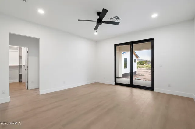 a picture of a bathroom