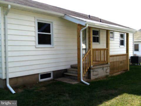 14 Control Court Baltimore, MD 21220 - Photo 15 of 22 Exterior (Rear)