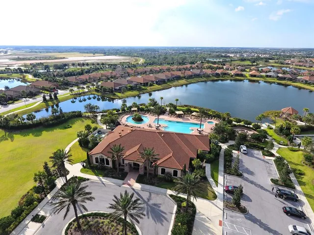 $2,900 | 12740 Sorrento Way, Unit 102, Bradenton, FL 34211