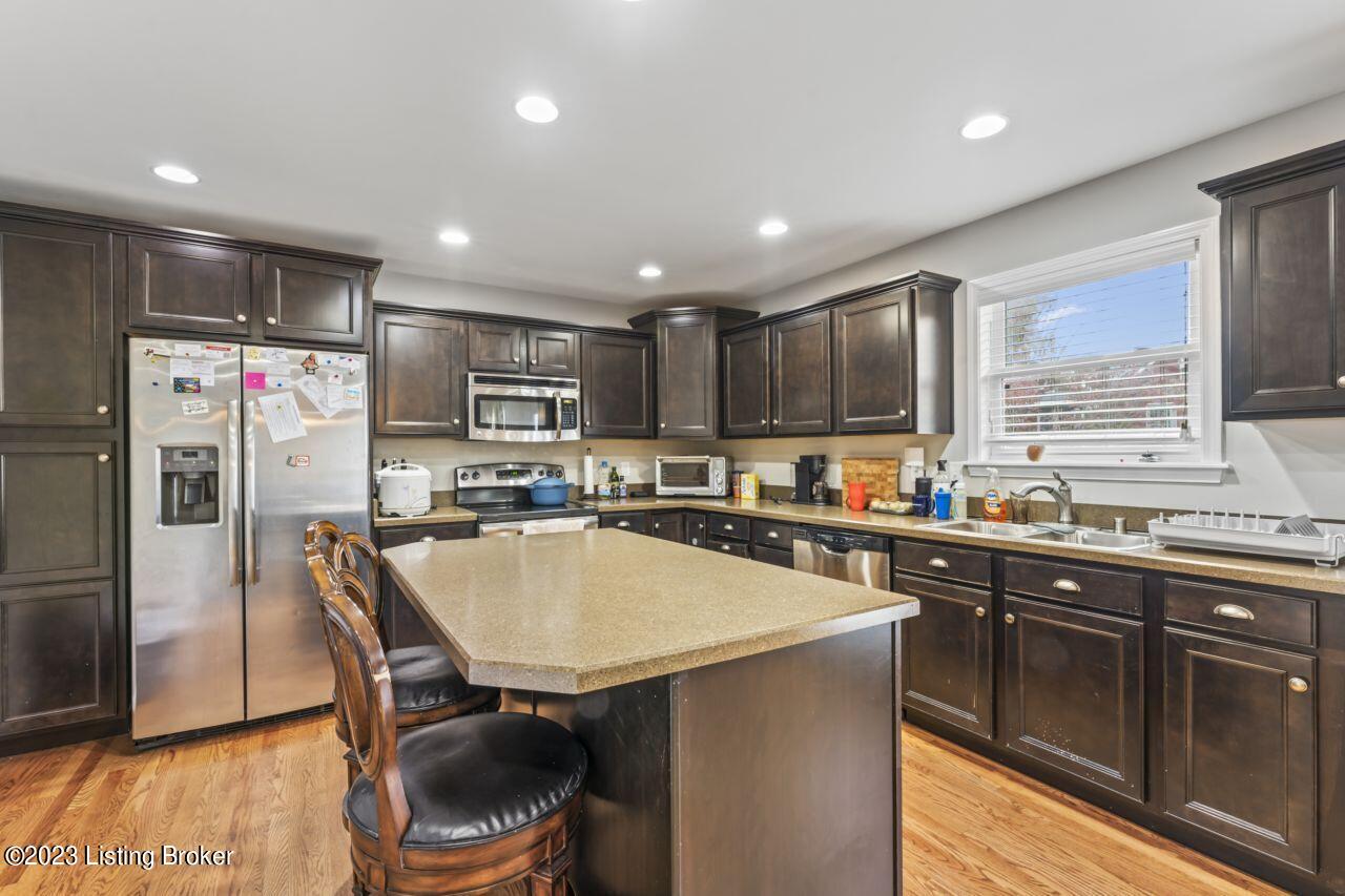 7614 Crestline Road Louisville, KY 40214 - Photo 22 of 35 DSC02696