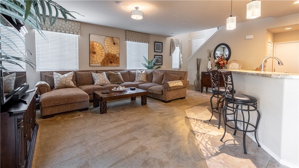 10975 Sagecrest Place Riverside, CA 92503 - Photo 5 of 27 Gallery Image 5