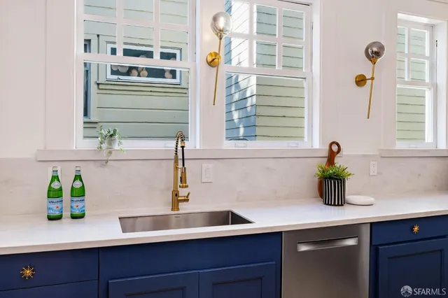 $995,000 | 1242 Washington Street, San Francisco, CA 94108