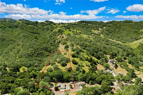 $1,200,000 | 12055 Cenegal Road, Atascadero, CA 93422