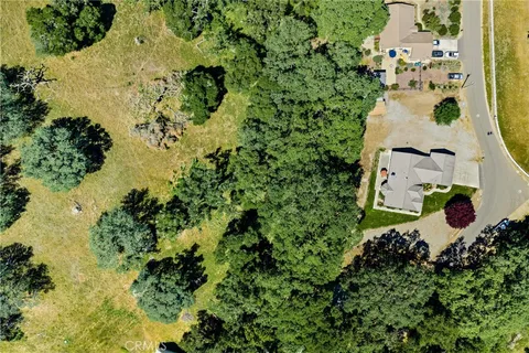 $1,200,000 | 12055 Cenegal Road, Atascadero, CA 93422