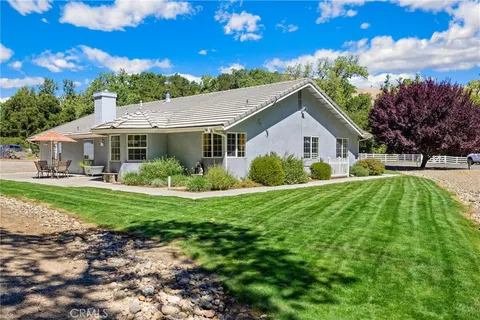 $1,200,000 | 12055 Cenegal Road, Atascadero, CA 93422