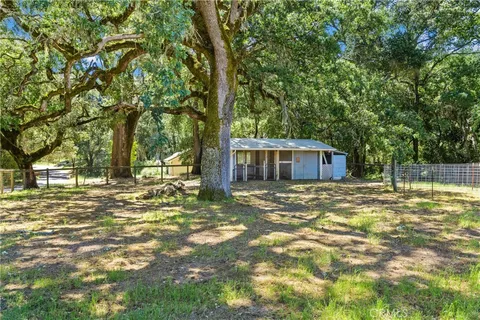 $1,200,000 | 12055 Cenegal Road, Atascadero, CA 93422