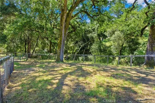 $1,200,000 | 12055 Cenegal Road, Atascadero, CA 93422