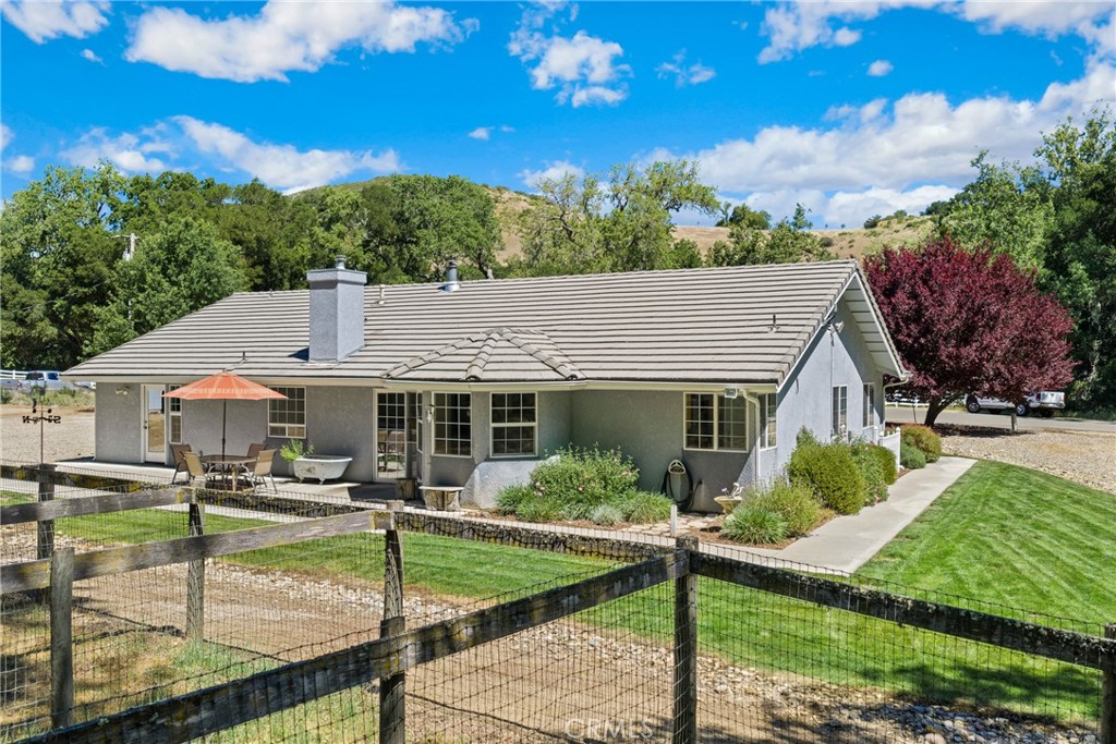 12055 Cenegal Road Atascadero, CA 93422 - Photo 42 of 46