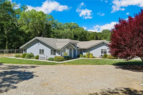 $1,200,000 | 12055 Cenegal Road, Atascadero, CA 93422