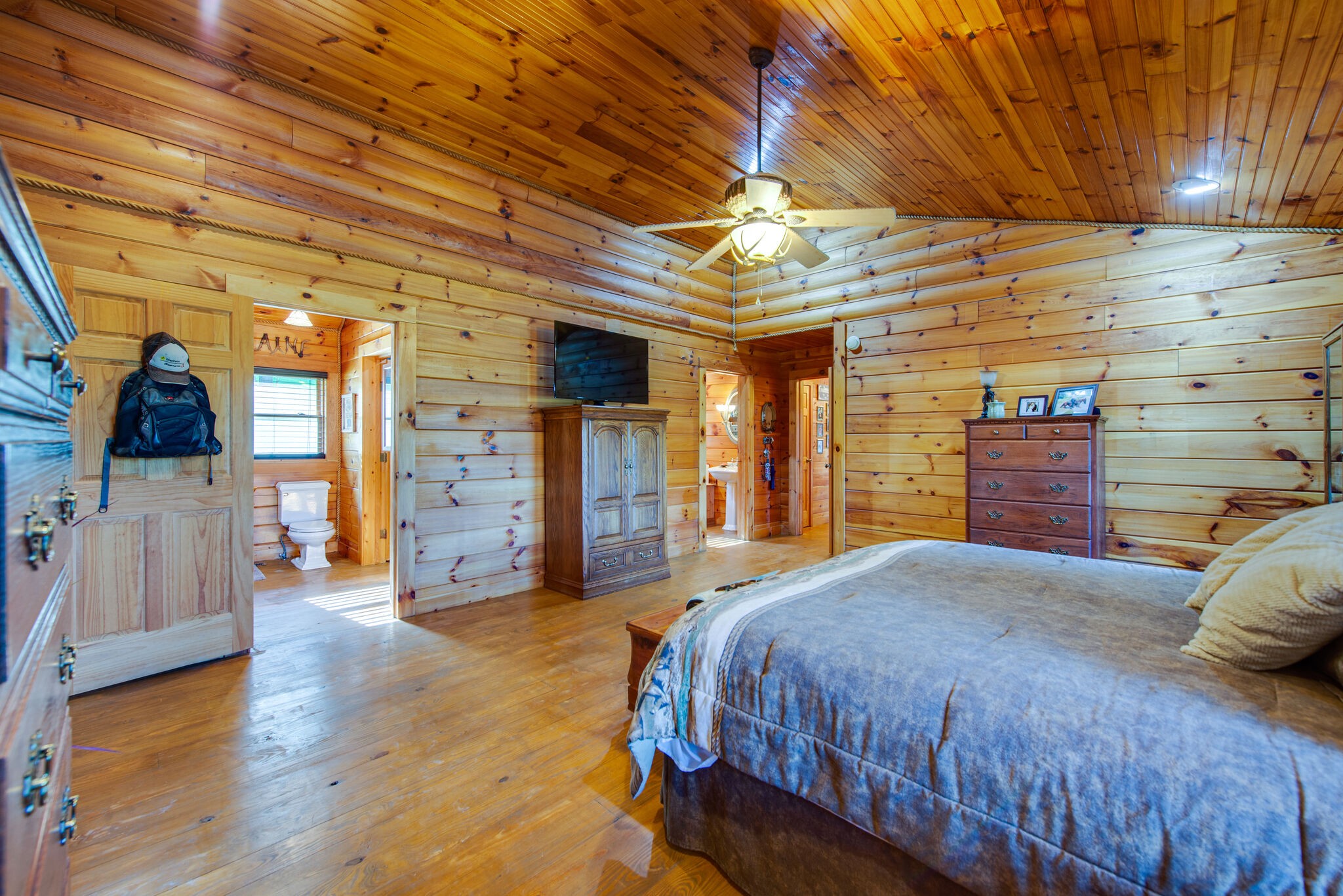 1946 Mann Road Lebanon, TN 37087 - Photo 34 of 50 a bedroom with a bed and wooden floor