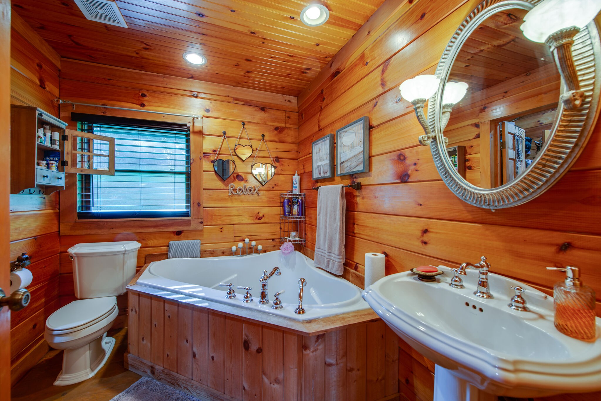 1946 Mann Road Lebanon, TN 37087 - Photo 35 of 50 a bathroom with a sink and a mirror