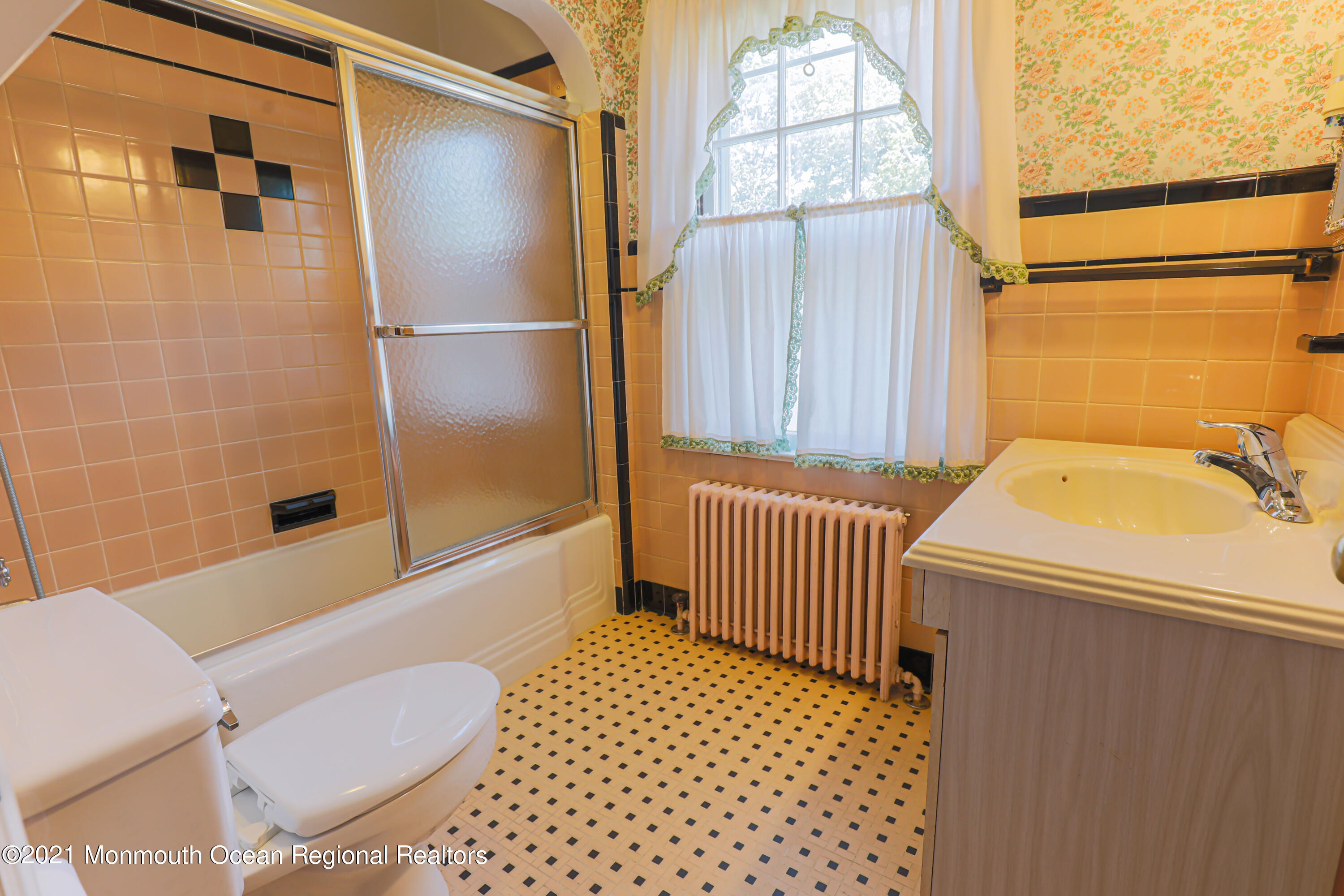 268 Main Street Keyport, NJ 07735 - Photo 6 of 6 268 main bath