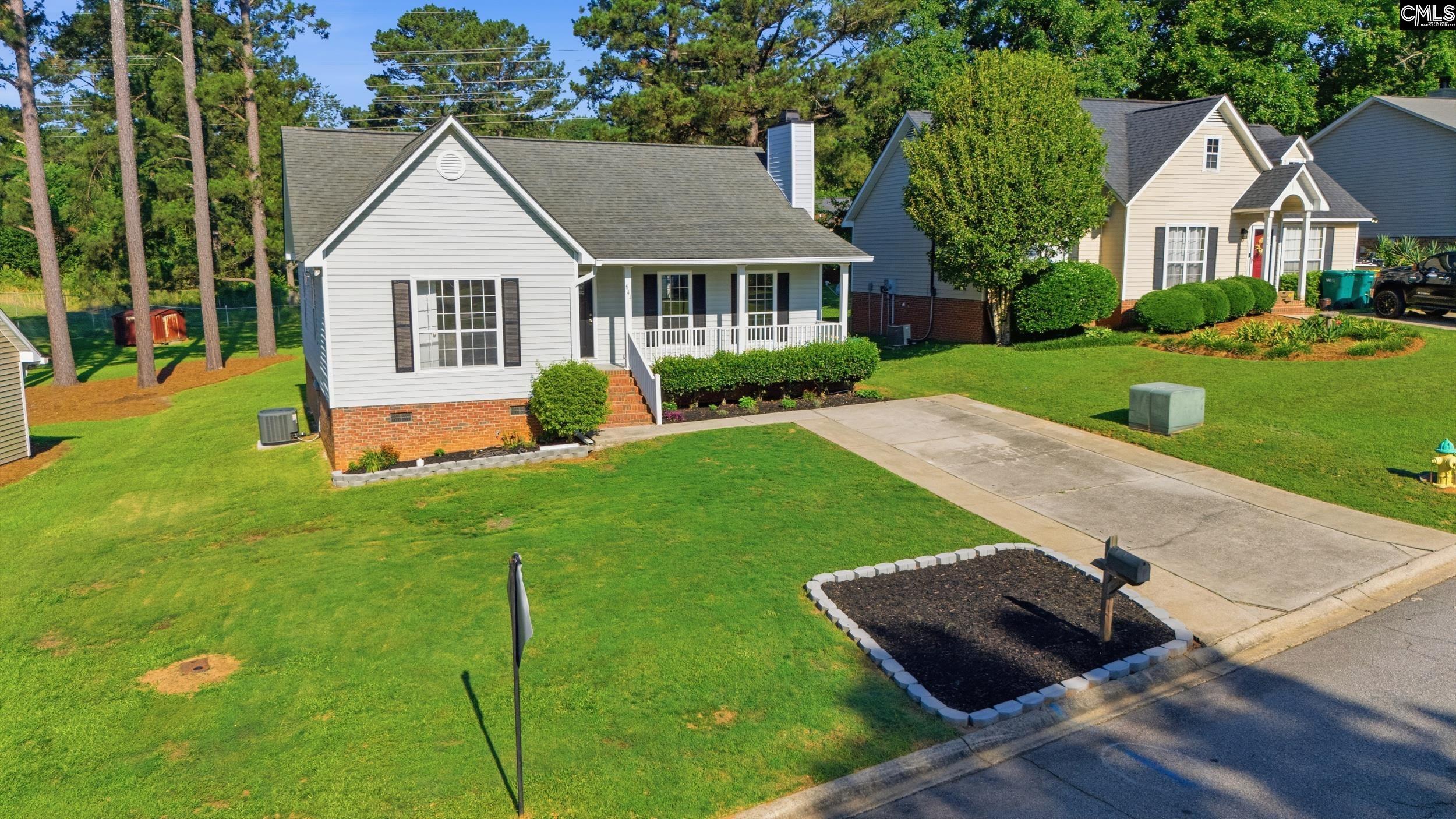 644 Whitland Road Lexington, SC 29072 - Photo 3 of 34