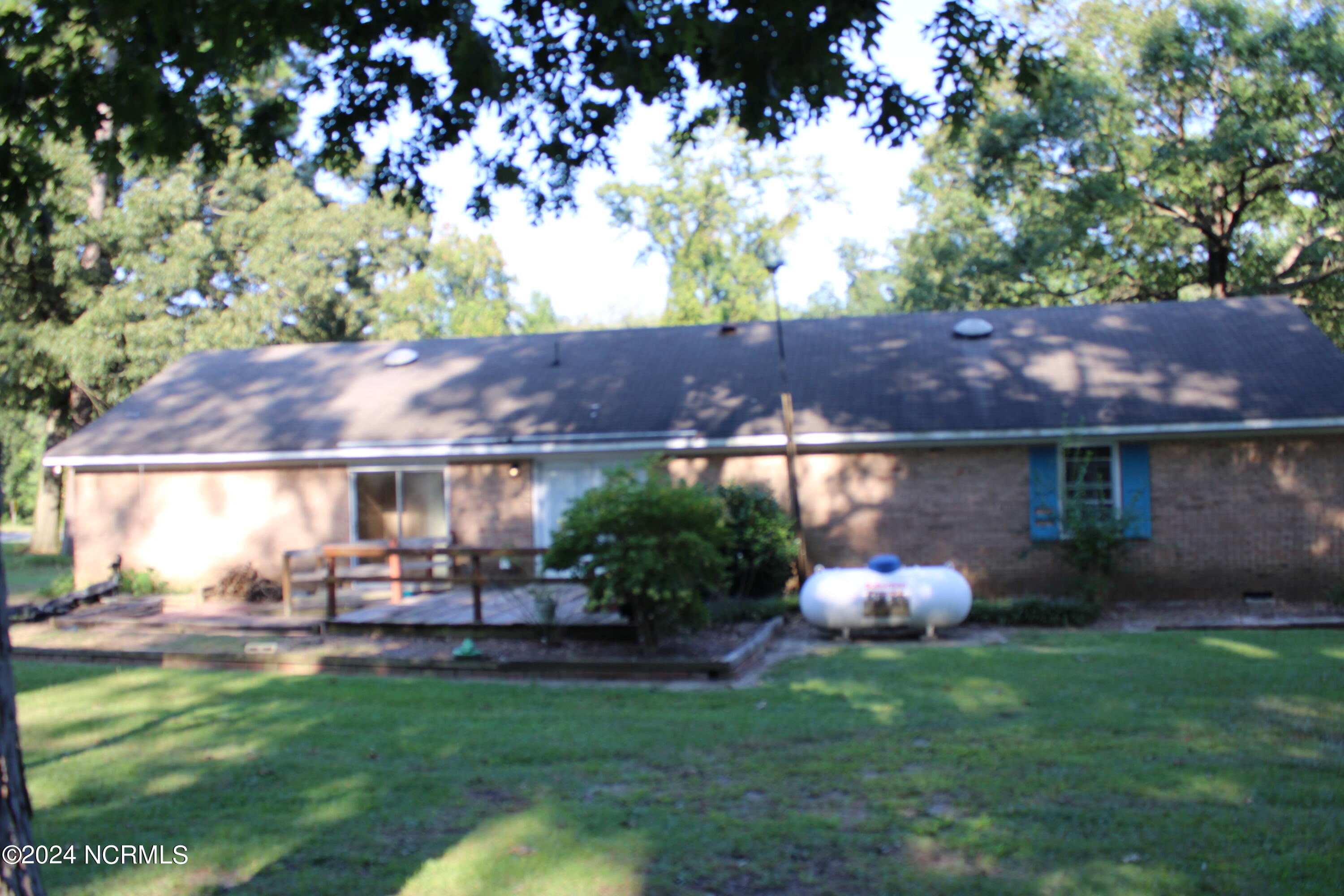 3395 Davis-Hardy Road Kinston, NC 28504 - Photo 2 of 32 backyard
