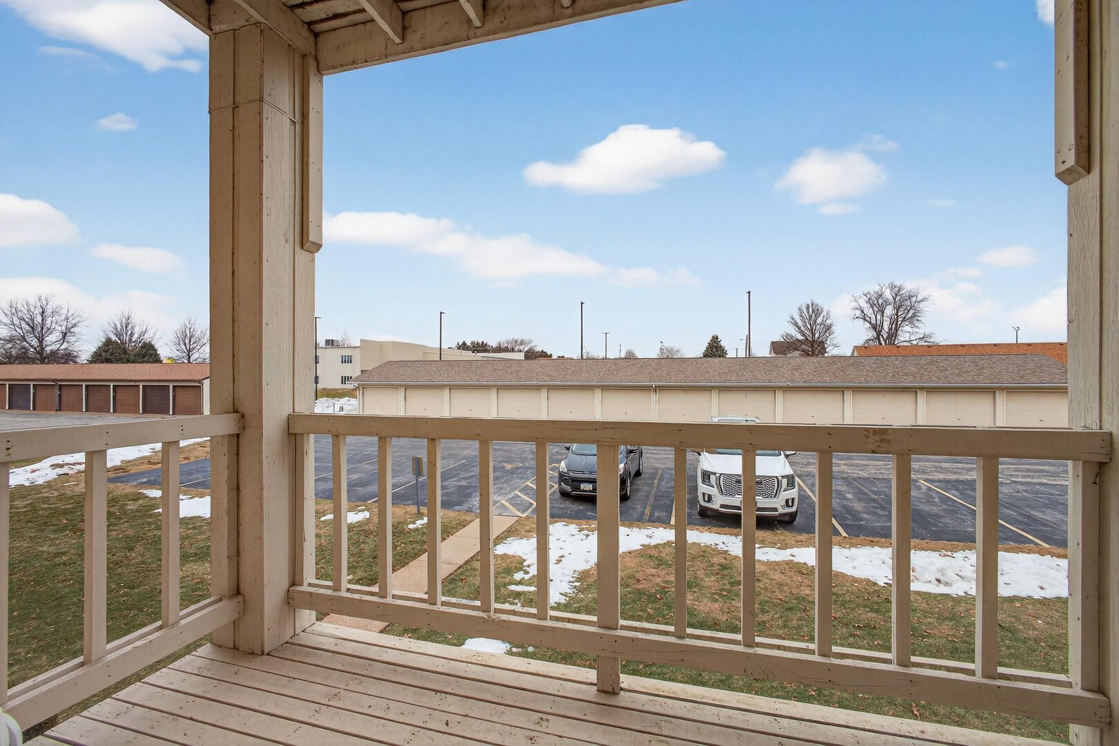 800 East Iowa Street, Unit 2C Eldridge, IA 52748 - Photo 14 of 28 a view of a balcony with city view