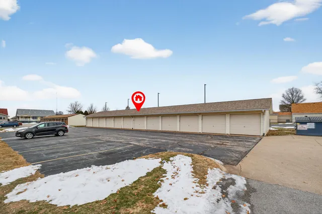 $128,000 | 800 East Iowa Street, Unit 2C, Eldridge, IA 52748