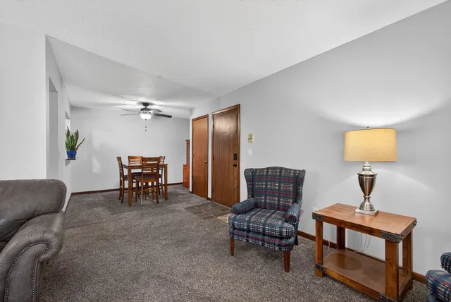 $128,000 | 800 East Iowa Street, Unit 2C, Eldridge, IA 52748