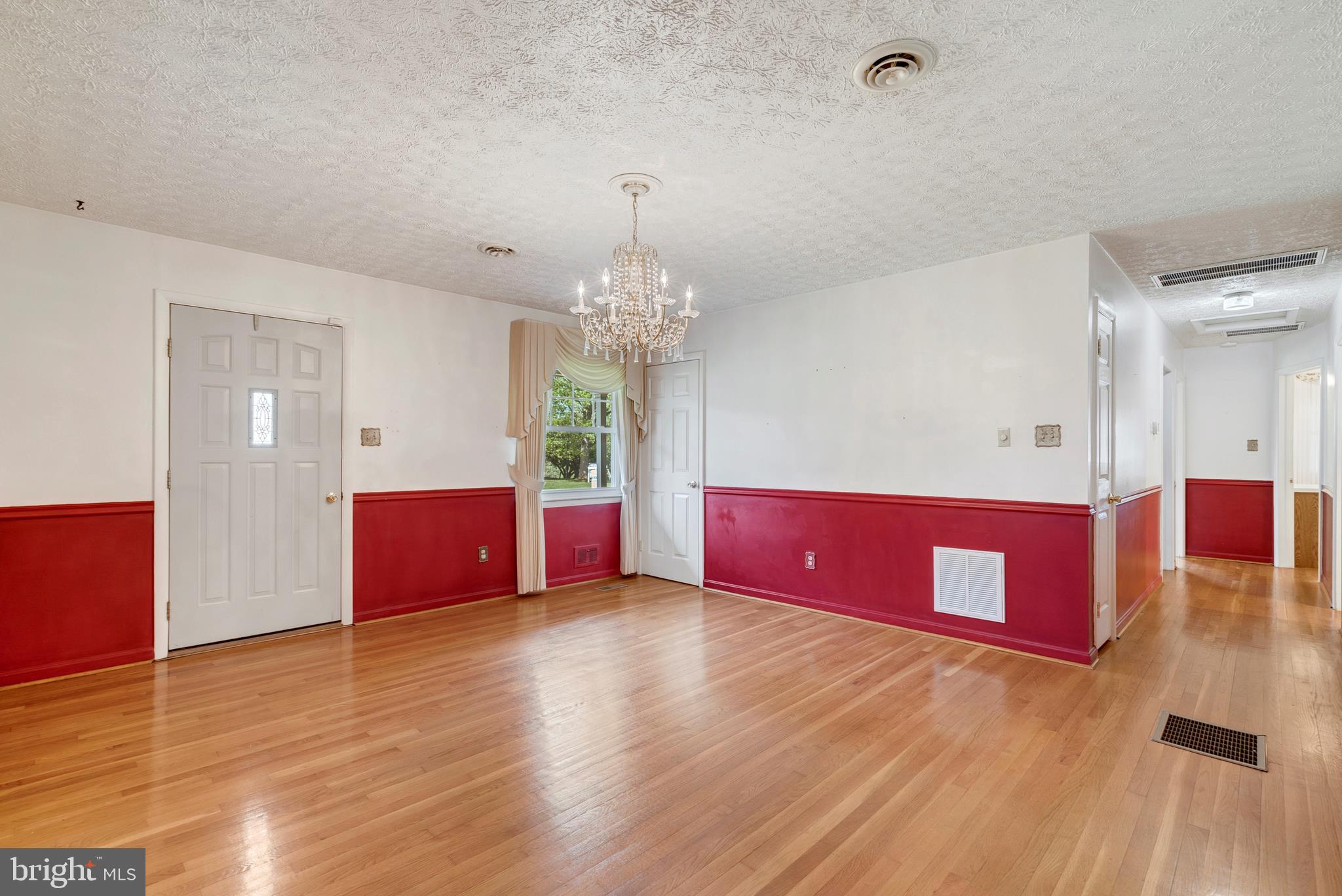 16474 Oak Shade Road Rixeyville, VA 22737 - Photo 4 of 29 Spacious Dining Room