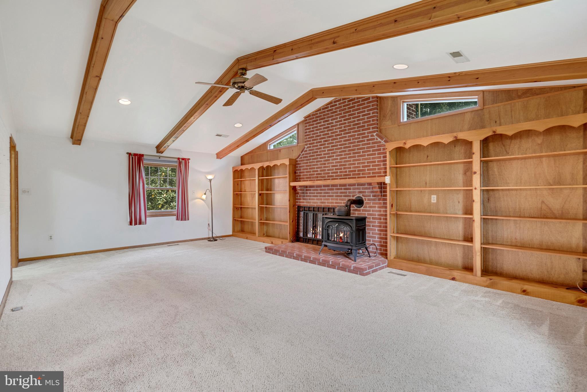 16474 Oak Shade Road Rixeyville, VA 22737 - Photo 7 of 29 Great Room with Beamed Ceilings and Built-Ins