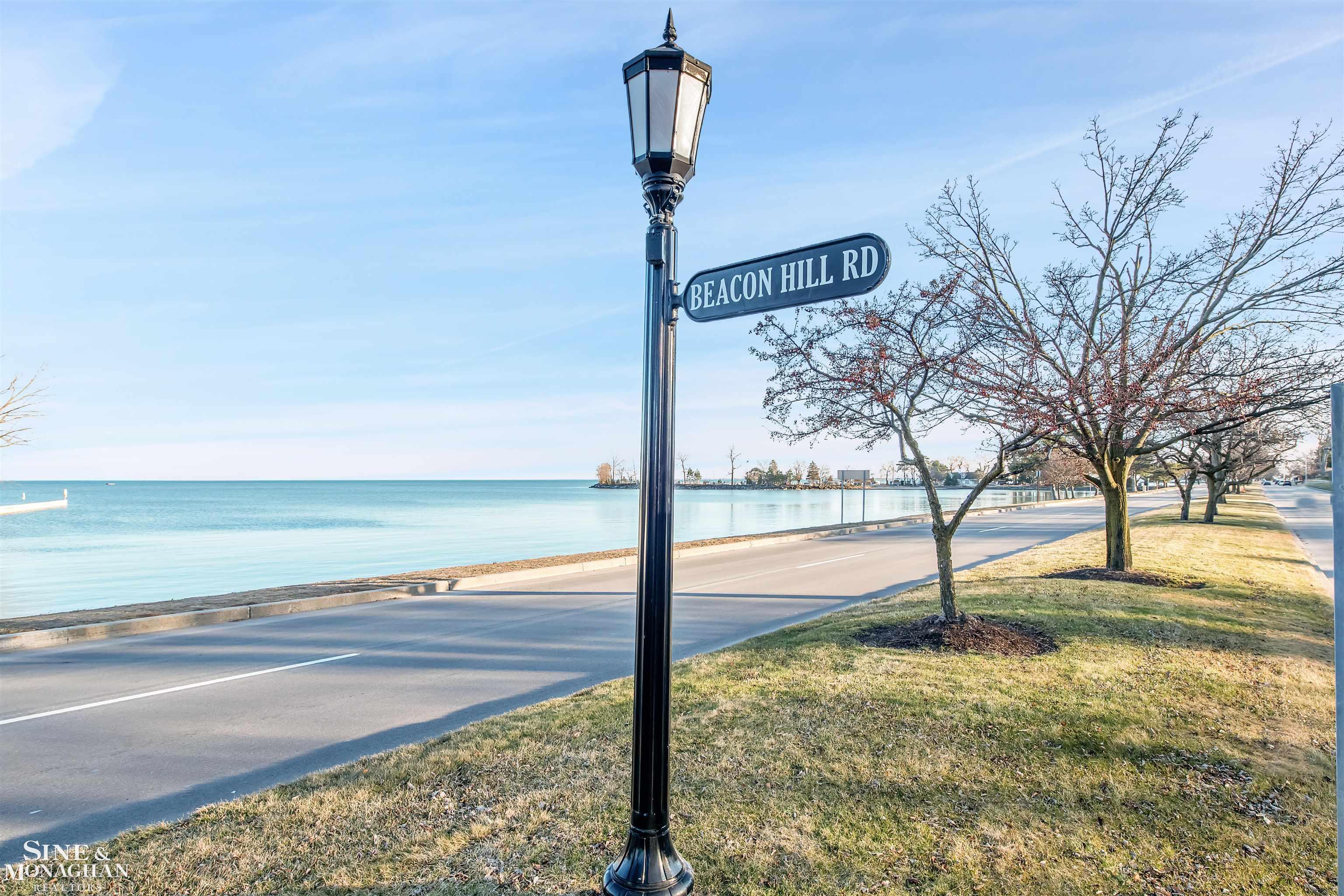 36 Beacon Hill Road Grosse Pointe, MI 48236 - Photo 49 of 49 50102311-52.JPG