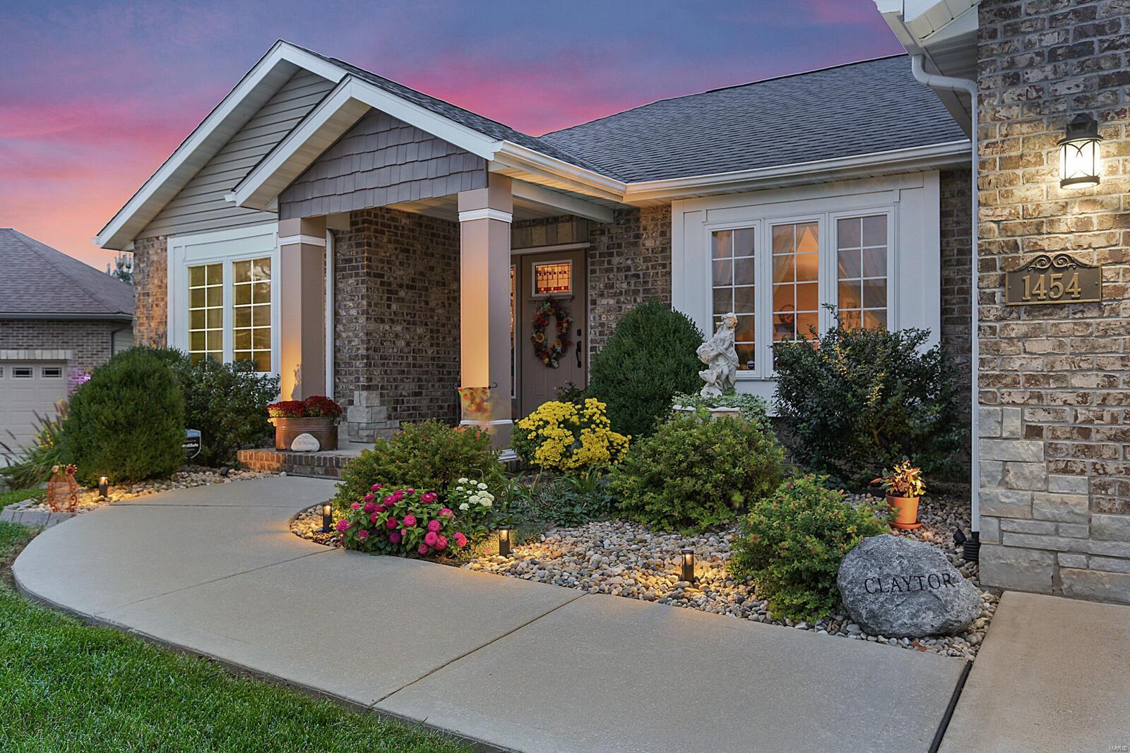 1454 Bridgehampton Road Troy, IL 62294 - Photo 3 of 36 Gallery Image 3