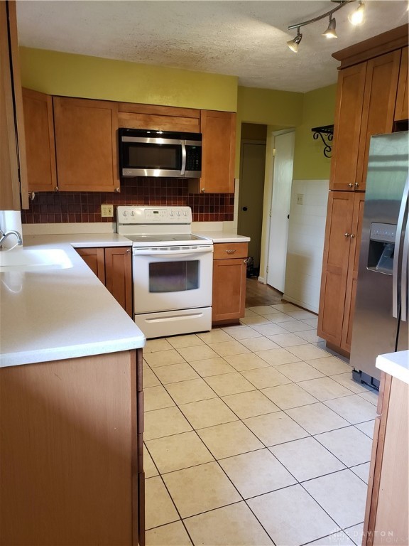 3044 Marshfield Road Bellbrook, OH 45305 - Photo 11 of 42 Gallery Image 11