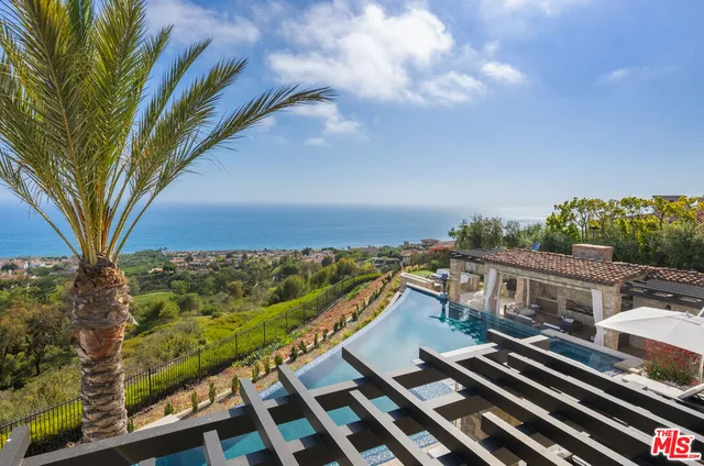 a view of a storage & utility room