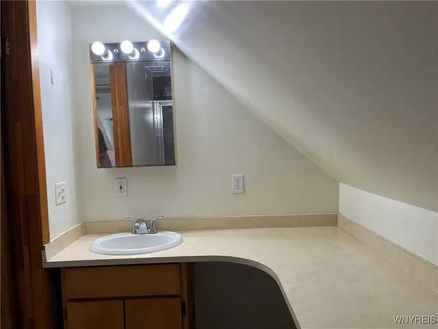 $224,900 | 236 Crocker Street, Cheektowaga, NY 14212